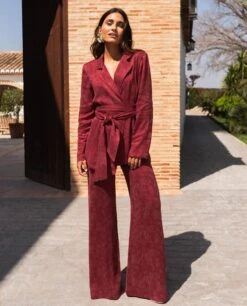 PANTALÓN JULIETTE · BURDEOS