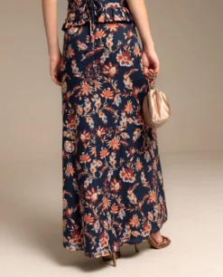 FALDA VEGA · AZUL MARINO -[品牌] Ventas THE-ARE Sesion de estudio C25 4 2214 scaled