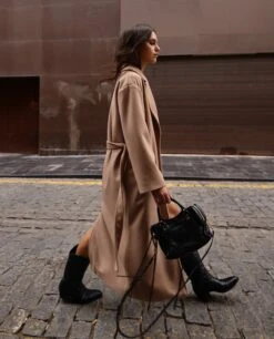 ABRIGO MIDTOWN · CAMEL -[品牌] Ventas THE-ARE abrigo camel largo oversized cinturon solapa mujer the are 3