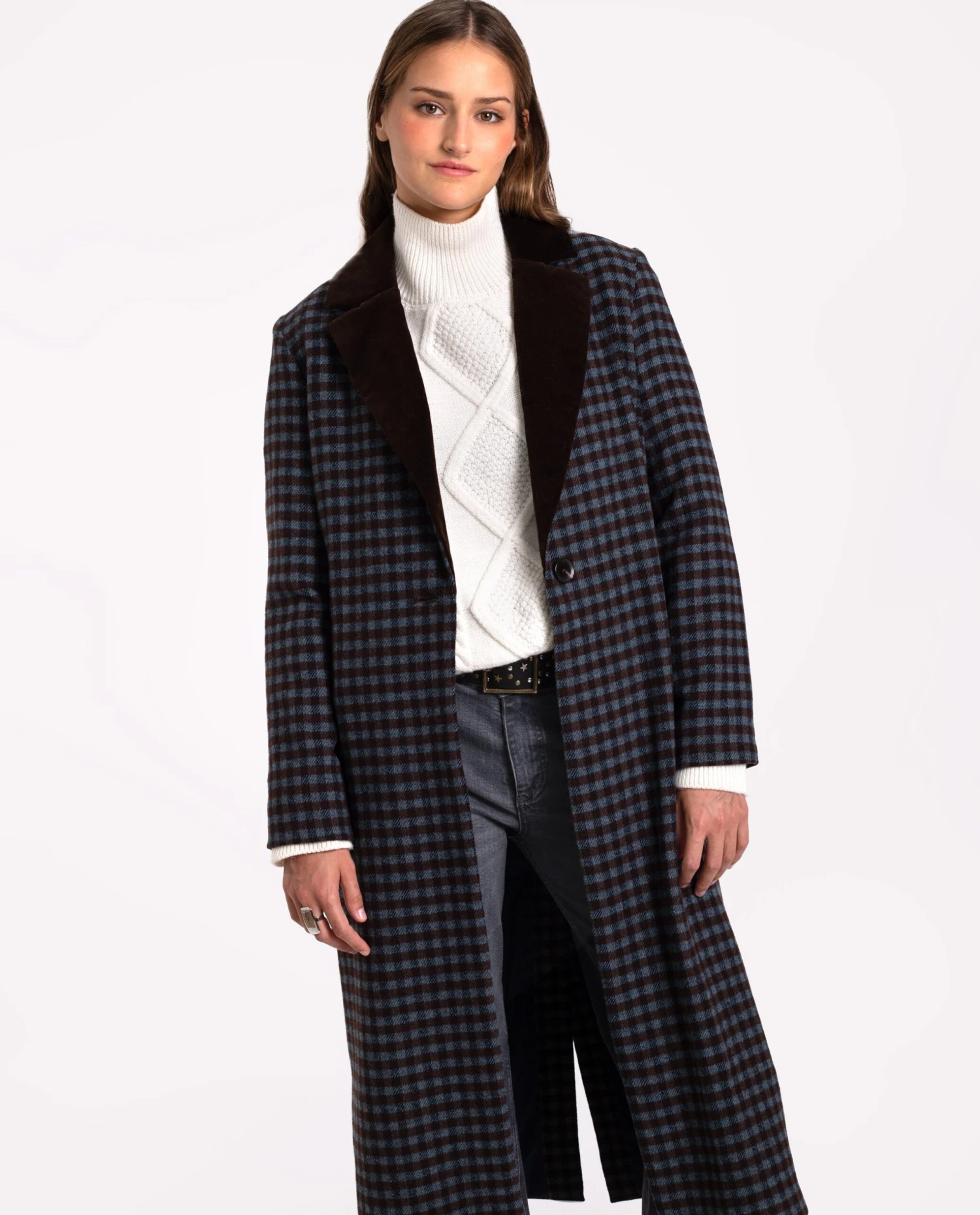 ABRIGO WALK ON BY · CUADROS 1 ABRIGO WALK ON BY · CUADROS