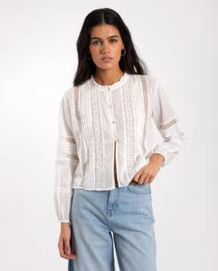 BLUSA CHASING MOMENTS · BLANCO -[品牌] Ventas THE-ARE blusa blanca manga larga algodon canesu mujer the are 11