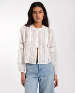 BLUSA CHASING MOMENTS · BLANCO