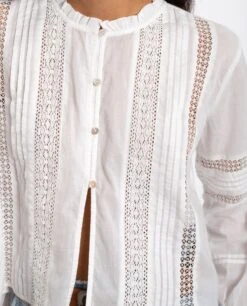 BLUSA CHASING MOMENTS · BLANCO -[品牌] Ventas THE-ARE blusa blanca manga larga algodon canesu mujer the are eci img 3