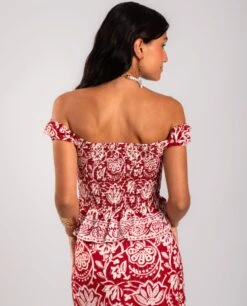 BLUSA SUNKISSED DAYS · ESTAMPADO -[品牌] Ventas THE-ARE blusa estampada roja nido de abeja mujer the are eci img 2