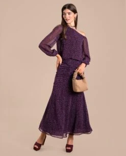 BLUSA ADÈLE · ESTAMPADO -[品牌] Ventas THE-ARE blusa estampado morado escote asimetrico hombros manga larga conjunto invitada mujer the are eci img 4