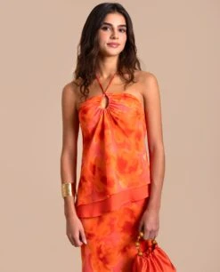 BLUSA TERESA · ESTAMPADO -[品牌] Ventas THE-ARE blusa naranja estampada flores escote halter conjunto eventos mujer the are eci img 1