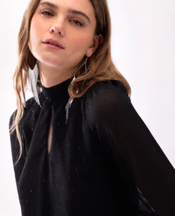 BLUSA JUST US · NEGRO -[品牌] Ventas THE-ARE blusa negra lurex plumeti manga larga mujer the are eci img 3 scaled