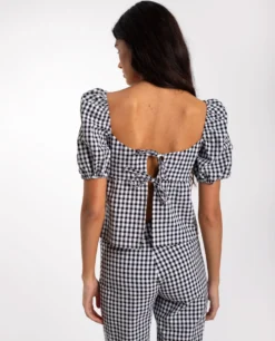 BLUSA SUNSET LOVER · BLANCO Y NEGRO -[品牌] Ventas THE-ARE blusa vichy blanco negro manga corta lazadas espalda conjunto mujer the are eci img 2 scaled