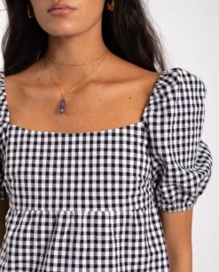 BLUSA SUNSET LOVER · BLANCO Y NEGRO -[品牌] Ventas THE-ARE blusa vichy blanco negro manga corta lazadas espalda conjunto mujer the are eci img 3