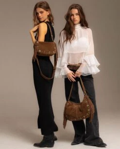 BOLSO ARIZONA · MARRÓN -[品牌] Ventas THE-ARE bolso grande piel ante marron flecos tachuelas doradas mujer the are 3