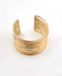 BRAZALETE ELEGANCE · DORADO -[品牌] Ventas THE-ARE brazalete dorado capas maxi ajustable eventos mujer the are 1