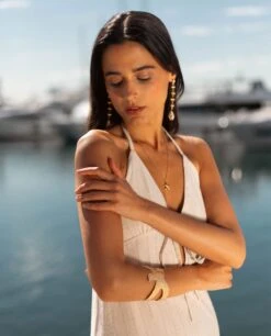 BRAZALETE STELLA MER · DORADO -[品牌] Ventas THE-ARE brazalete dorado estrella de mar textura mujer the are 1