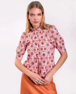 CAMISA GIRLS CREW · ESTAMPADO -[品牌] Ventas THE-ARE camisa manga 3 4 estampado floral cuello alto pliegues mujer the are 2