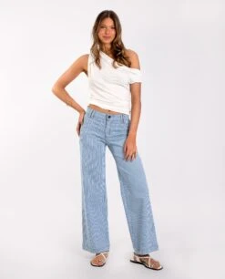 CAMISETA AMELIA · BLANCO -[品牌] Ventas THE-ARE camiseta blanca asimetrica hombro caido fruncido elastica mujer the are eci img 4