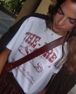 CAMISETA GROW TOGETHER · BLANCO -[品牌] Ventas THE-ARE camiseta blanca oversized grafico rojo algodon mujer the are 3