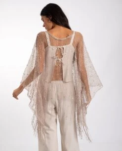 CAPA CROCHET ANNA · TOPO -[品牌] Ventas THE-ARE capa beige punto topo flecos asim trica mujer the are eci img 2