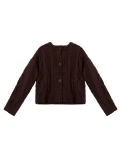 CÁRDIGAN COZY VALLEY · MARRÓN -[品牌] Ventas THE-ARE cardigan marron corto cierre botones oversize ochos mujer the are eci img 5