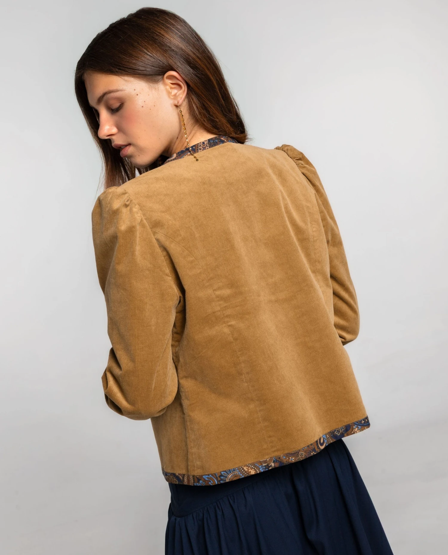CHAQUETA NEW IN TOWN · CAMEL 7 CHAQUETA NEW IN TOWN · CAMEL - Imagen 7