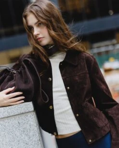 CHAQUETA HER MOMENT · MARRÓN