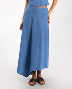 FALDA ISLAND GIRL · AZUL -[品牌] Ventas THE-ARE falda larga azul fluida brillo conjunto mujer the are eci img 2a