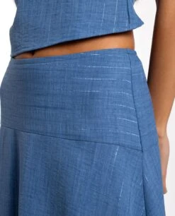 FALDA ISLAND GIRL · AZUL -[品牌] Ventas THE-ARE falda larga azul fluida brillo conjunto mujer the are eci img 4