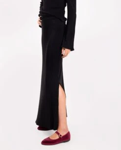 FALDA EASY ROAD · NEGRO -[品牌] Ventas THE-ARE falda larga negra punto canale abertura ajustada conjunto mujer the are 1