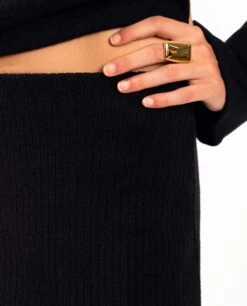 FALDA EASY ROAD · NEGRO -[品牌] Ventas THE-ARE falda larga negra punto canale abertura ajustada conjunto mujer the are eci img 4