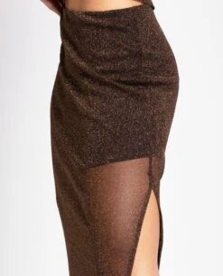 FALDA LAST NIGHT · COBRE -[品牌] Ventas THE-ARE falda midi cobre brillo transparente abertura conjunto fiesta the are eci img 4