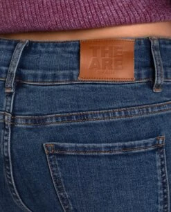 JEANS WHY CHOOSE · AZUL -[品牌] Ventas THE-ARE jeans azul acampanado vaquero denim talle medio bolsillos mujer the are eci img 4