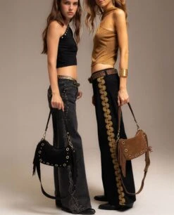 JEANS DESERT DRIVE · NEGRO -[品牌] Ventas THE-ARE jeans negro detalles metalicos oro plata mujer the are 03 2