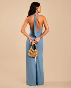 MONO DELIA · AZUL -[品牌] Ventas THE-ARE mono azul gasa cuello drapeado halter invitada mujer the are eci img 3