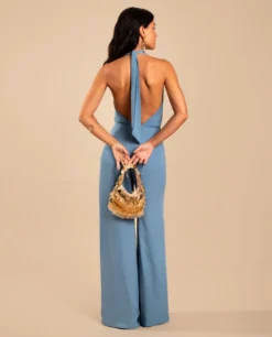 MONO DELIA · AZUL -[品牌] Ventas THE-ARE mono azul gasa cuello drapeado halter invitada mujer the are eci img 3 scaled