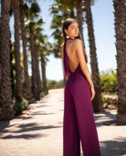 MONO DELIA · CIRUELA