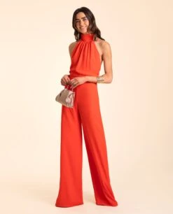 MONO JEREZ · CORAL -[品牌] Ventas THE-ARE mono coral cuello halter espalda descubierta lazada palazzo invitada mujer the are eci img 1