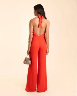 MONO JEREZ · CORAL -[品牌] Ventas THE-ARE mono coral cuello halter espalda descubierta lazada palazzo invitada mujer the are eci img 3