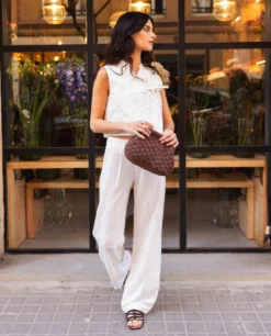 PANTALÓN SUNNY BABE · BLANCO -[品牌] Ventas THE-ARE pantalon blanco recto corte fluido mujer the are 5 scaled