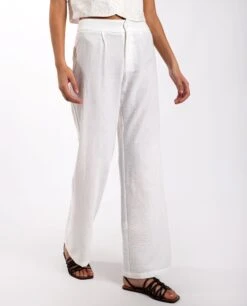 PANTALÓN SUNNY BABE · BLANCO -[品牌] Ventas THE-ARE pantalon blanco recto corte fluido mujer the are eci img 2