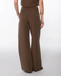 PANTALÓN DUNE · MARRÓN -[品牌] Ventas THE-ARE pantalon marron lino corte fluido conjunto elegante fiesta mujer the are eci img 3