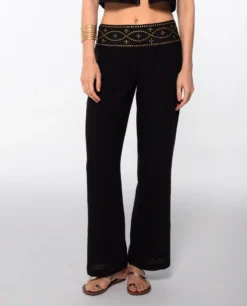 PANTALÓN ESSENCE · NEGRO -[品牌] Ventas THE-ARE pantalon negro lino tachuelas conjunto elegante fiesta mujer the are eci img 2 scaled