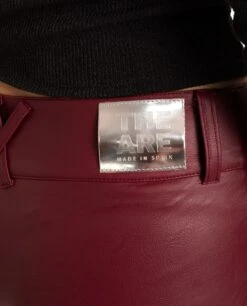 PANTALÓN BLESSED INDECISION · ROJO -[品牌] Ventas THE-ARE pantalon rojo polipiel recto costuras talle medio mujer the are 2 7da920d3 985e 4bf3 a15f 012f9368c599