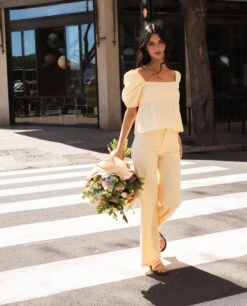 PANTALÓN SUNSET LOVER · AMARILLO -[品牌] Ventas THE-ARE pantalon vichy amarillo recto tiro alto conjunto mujer the are 6