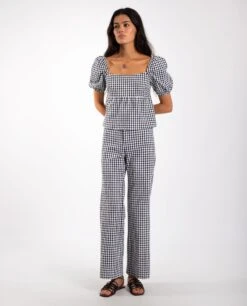 PANTALÓN SUNSET LOVER · BLANCO Y NEGRO -[品牌] Ventas THE-ARE pantalon vichy blanco negro recto tiro alto conjunto mujer the are 4a