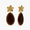 PENDIENTES DAISY DROP BROWN · BAÑO ORO