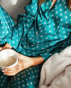 PIJAMA GREEN SUITE · CAMISA LARGA -[品牌] Ventas THE-ARE pijama verde estampado geometrico camisero bonito mujer the are 6