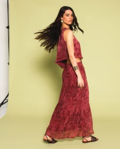 TOP SUNLIT STROLL · BLUSH -[品牌] Ventas THE-ARE top asimetrico estampado blush conjunto elegante fiesta mujer the are 3 scaled