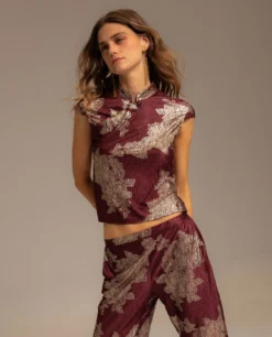 TOP RUBY BLOOM · BURDEOS