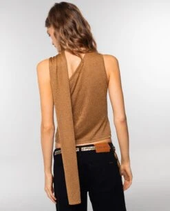 TOP DEAR DIARY · MARRÓN -[品牌] Ventas THE-ARE top dorado asimetrico foulard mujer the are eci img 2