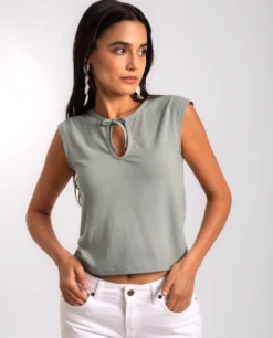 TOP BASIC TWIST · GRIS -[品牌] Ventas THE-ARE top gris lazada delantera brillos mujer the are eci img 1 scaled