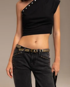 TOP THAT GIRL · NEGRO -[品牌] Ventas THE-ARE top negro asimetrico detalles metalicos mujer the are 02 1 scaled