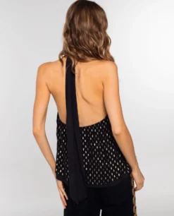 TOP WISH HOUR · NEGRO -[品牌] Ventas THE-ARE top negro detalles dorados escote pico lazada al cuello mujer the are eci img 2 scaled